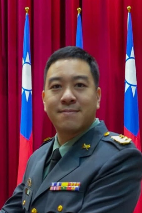 行政人員 二等士官長 黃群祐